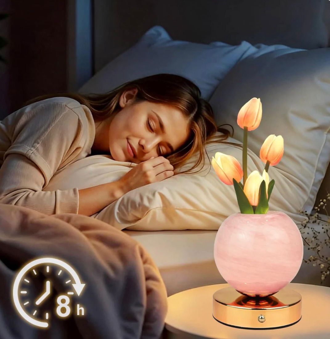 Lámpara de tulipanes con 3 tonos de luz diferentes .